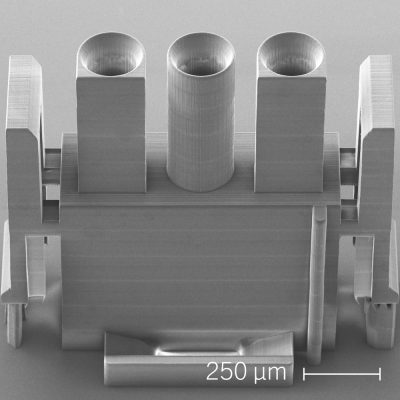 High-temperature connector